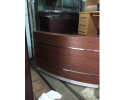 Thanh lý quầy nâu vân gỗ